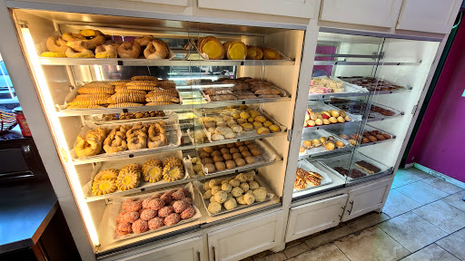 Garibaldi Bakery - Visual