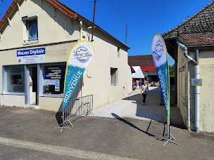 Photo n°3 de Association Tremplin Bureaux à Pierre-de-Bresse (Atelier de couture)