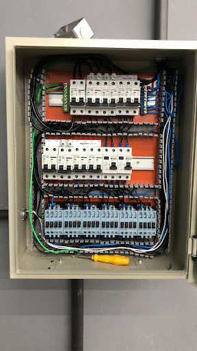Eletricista e Técnico em Eletrotécnica - GB Soluções Elétrica