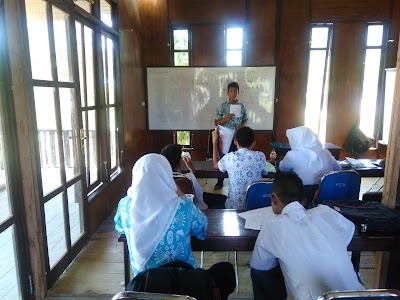 Photos of SMK DKV Yanuraf Khidirraja