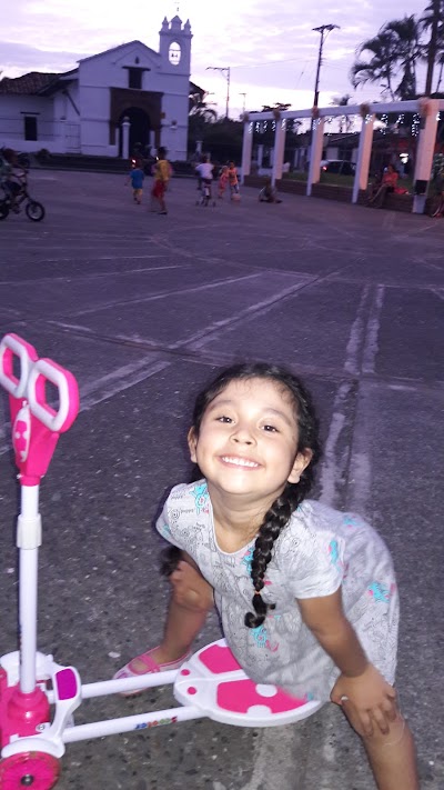 Photos of Tom&aacute;s Cipriano de Mosquera Park