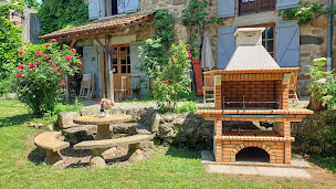 Photo n°3 de Gîte La Charrette Fleurie à Lamastre (Lodge)