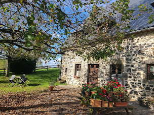 Photo n°21 de Chambres d'Hôtes Les Escladines à Tauves (Chambre d'hôtes)