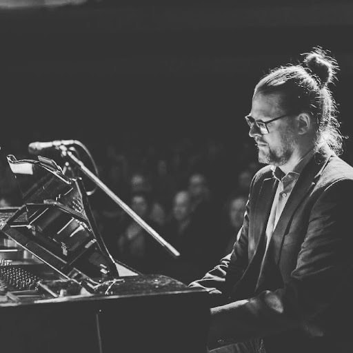 Tom Götz - Visual