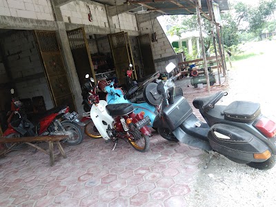Photos of Bengkel Sw Motor 717