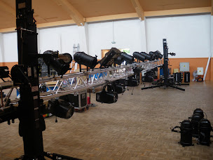 Photo n°6 de Prest Événe Sonorisation Éclairage Structure Scène à Ruelle-sur-Touvre (Agence événementielle)