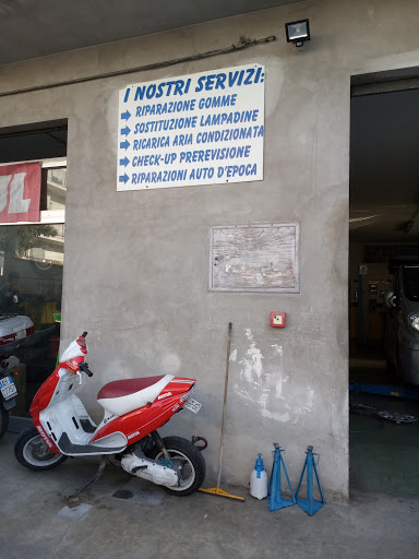 Officina meccanica montaggio gomme Sammassimo Luciano - Thumbnail