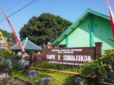 Photos of SMPN 3 Singojuruh