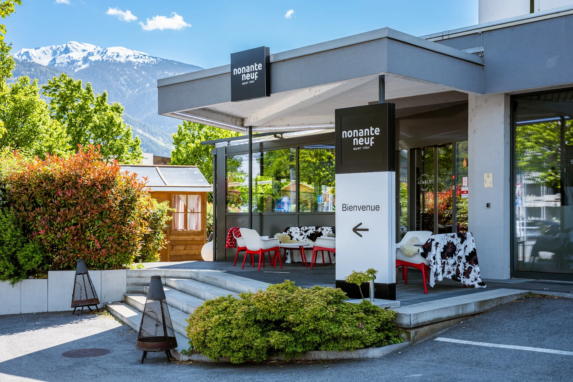 Appart‧hōtel Nonanteneuf Sierre