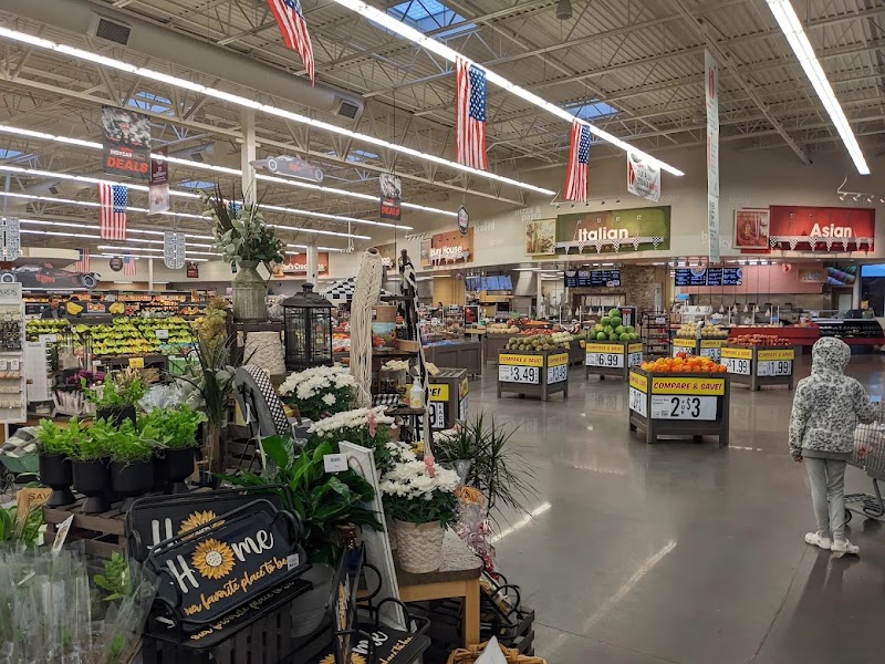 Hy-Vee Grocery Store photo 2