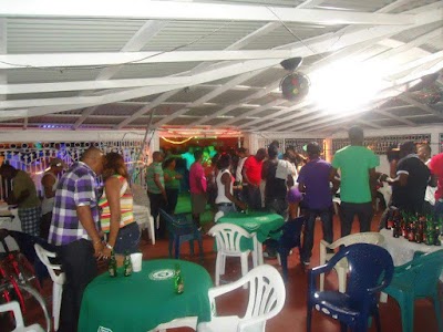 bar