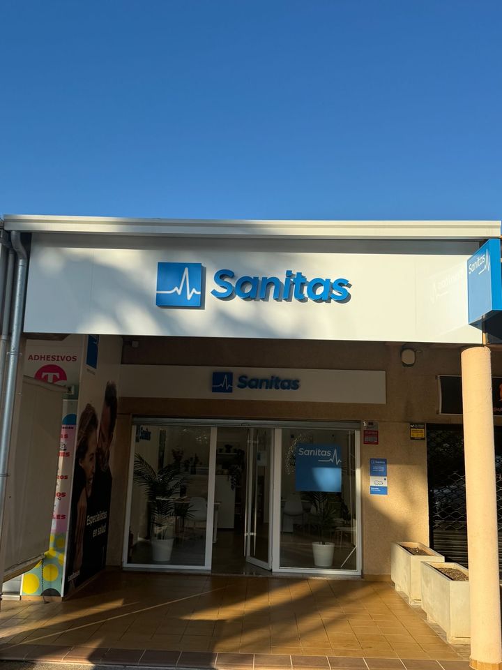 Oficina Sanitas Santa Ponsa