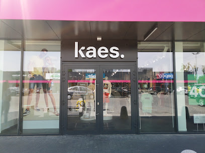 kaes.