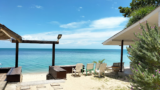 Amity Resort & beach Cafe'