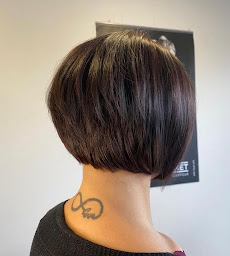 Photo n°11 de Les Astuces de Laurent à Tours (Salon de coiffure)