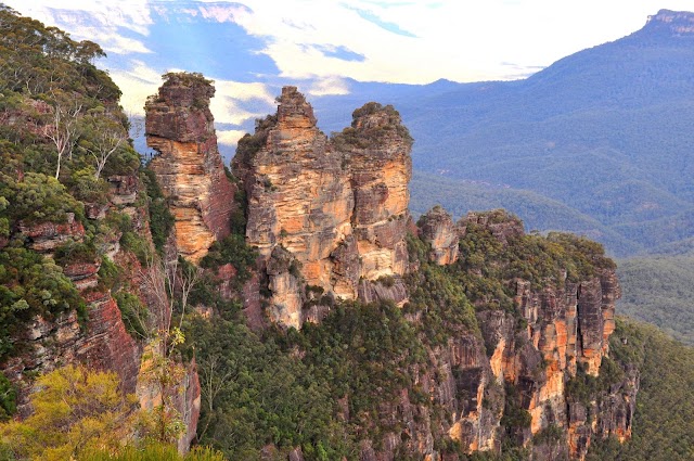 Three Sisters