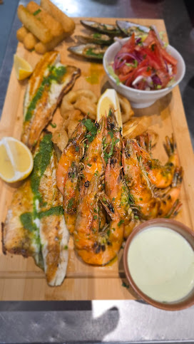 Miko's Ecuadorian & Spanish Kitchen by null