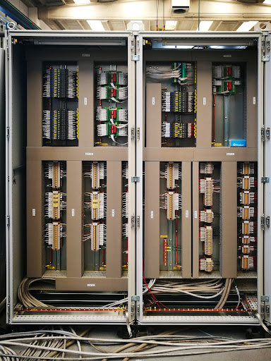 Item Electric - Visual