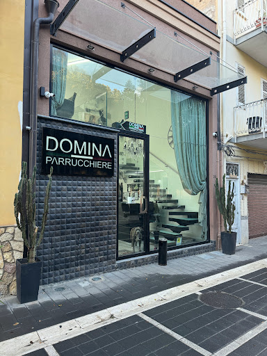 Domina parrucchiere