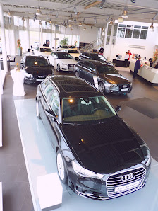Autohaus Lucks & Lucks GmbH & Co. KG Martinsriether Weg 2, 06526 Sangerhausen, Deutschland