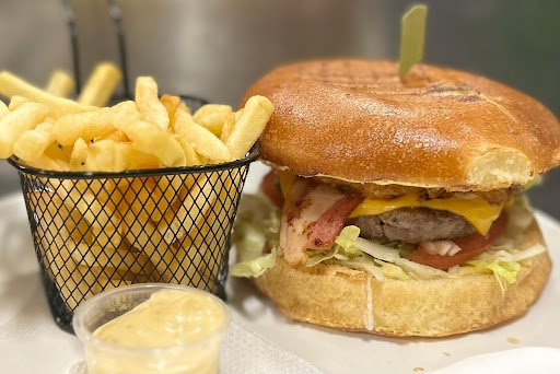 Photo 14 - Jungles Burger