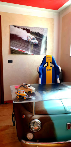 Carrozzeria La Manovella - Thumbnail