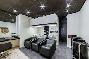 Photo n°16 de AD Coiffure BRIVE-CENTRE par Annick à Brive-la-Gaillarde (Maquilleur.euse)