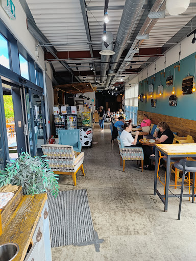 Esquires Coffee Yate - Thumbnail