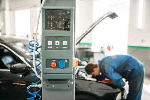 Photo n°27 de Carrosserie de l'Auto Toulouse à Toulouse (Vendeur de voitures d'occasion)