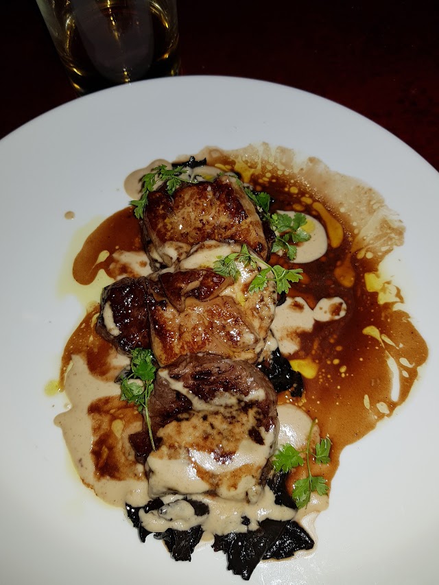 ZUU Live dinner experience & nigh club