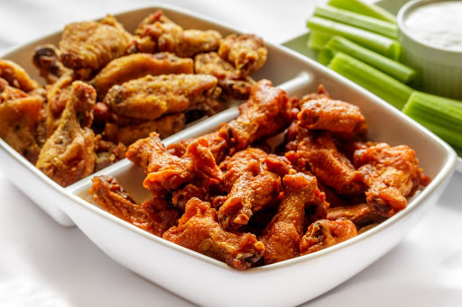 Proud Willie's Wings and Stuff