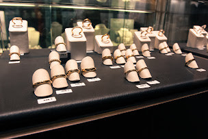 Photo n°2 de Bijouterie Thierry - Chartres à Chartres (Horlogerie)