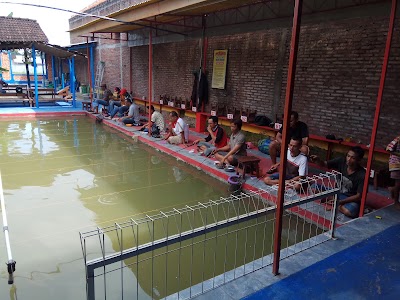 Photos of Piring Gembreng