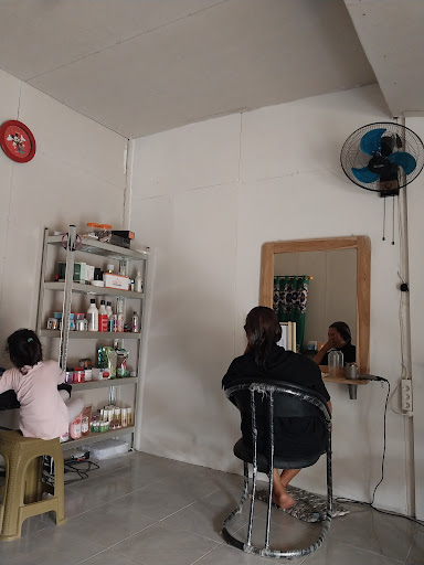 Indah salon