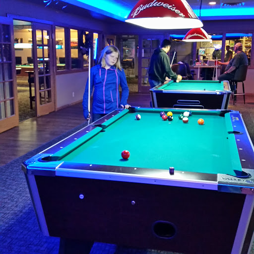 BreakRoom Billiards and Darts Logo