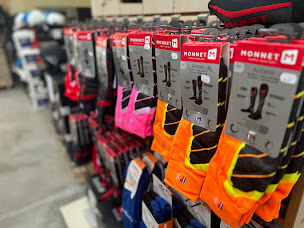 Photo n°36 de Ski Discount 59 à Courcelles-lès-Lens (Magasin de ski)