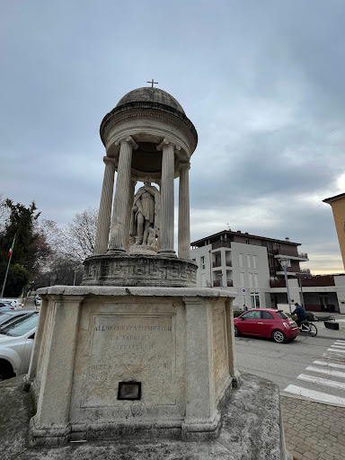 Piazza S. Rocco, 39 Parking - Thumbnail