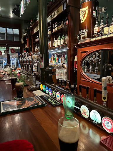 Pub St-Alexandre - Visual