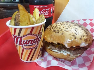 Photos of MundoBurger