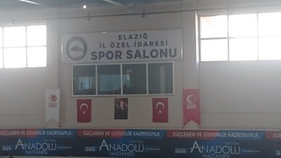 Kapalı Spor Salonu