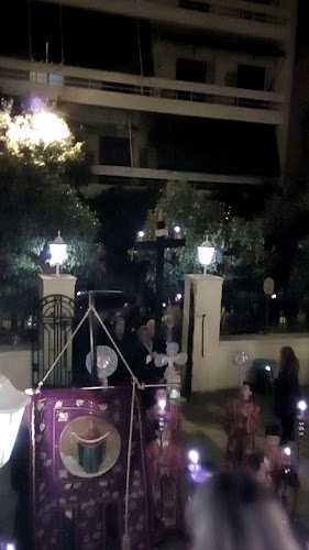 Ι.Ν. Αγίας Ζώνης Κυψέλης - Εκκλησία