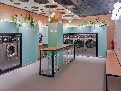 Laundry Wall