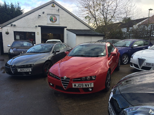 Veloces of London Ltd - Independent Alfa Romeo Specialist - Thumbnail