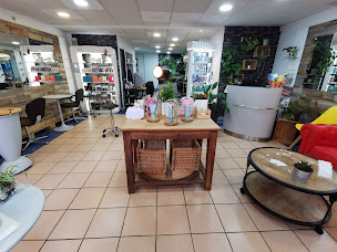 Photo n°4 de Les Koiffeuses à Noisy-le-Sec (Salon de coiffure)