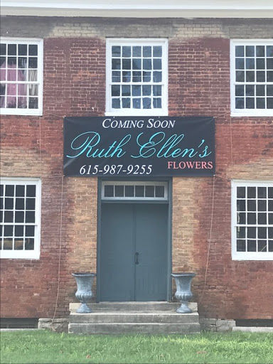 Ruth Ellen's Flowers Logo