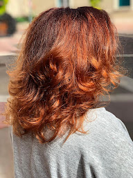 Photo n°57 de Thiolliere Xavier à Saint-Genis-Laval (Salon de coiffure)