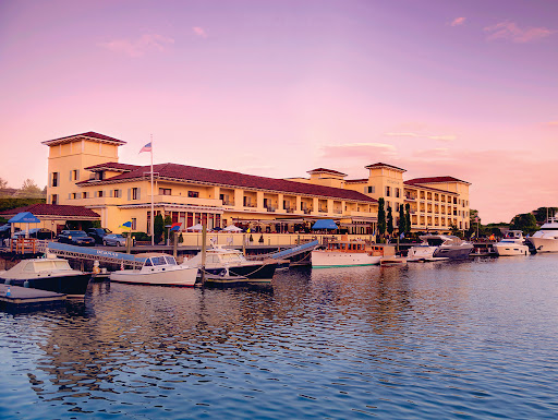 Delamar Greenwich Harbor