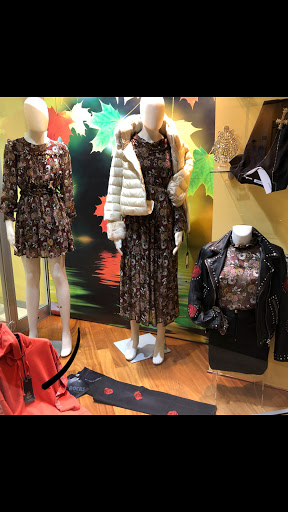 Boutique Image - Thumbnail