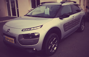 Photo n°7 de VPN Autos Clermont Ferrand-Riom - AJC Motors à Malauzat (Service de nettoyage et d'entretien)