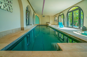 Photo n°18 de Pisciniste Paris - Diffazur Piscines à Coignières (Magasin de matériel pour piscines)